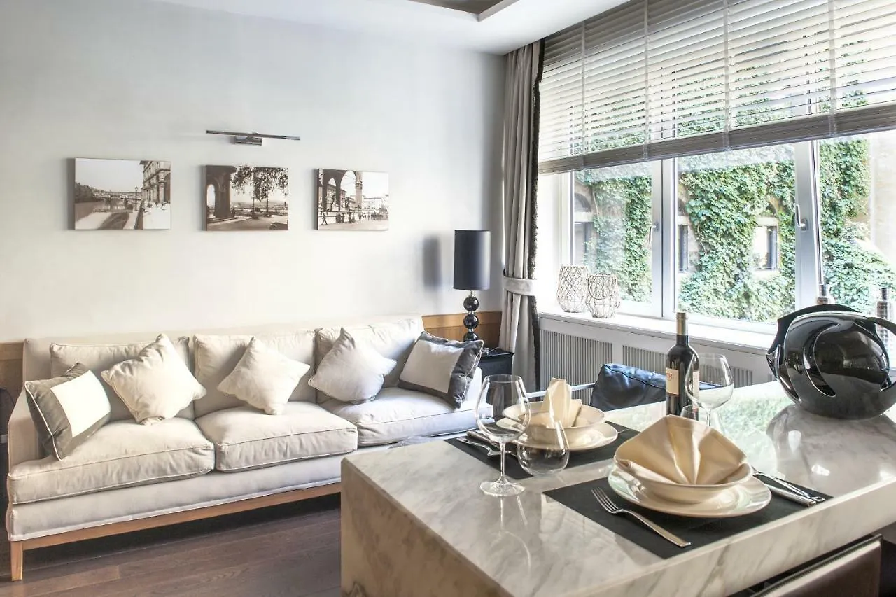 Apartment 7 Borgo San Jacopo Hotel Florence