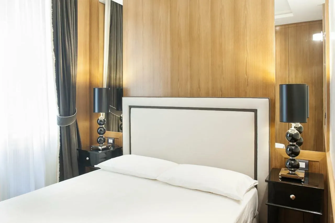 7 Borgo San Jacopo Hotel Florence