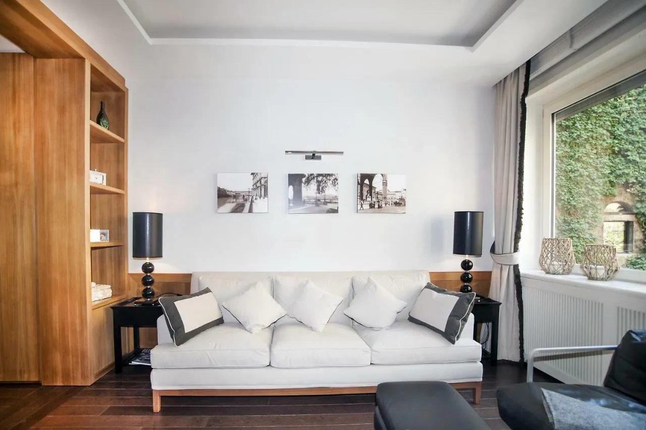 7 Borgo San Jacopo Hotel Florence 0*,  Italy