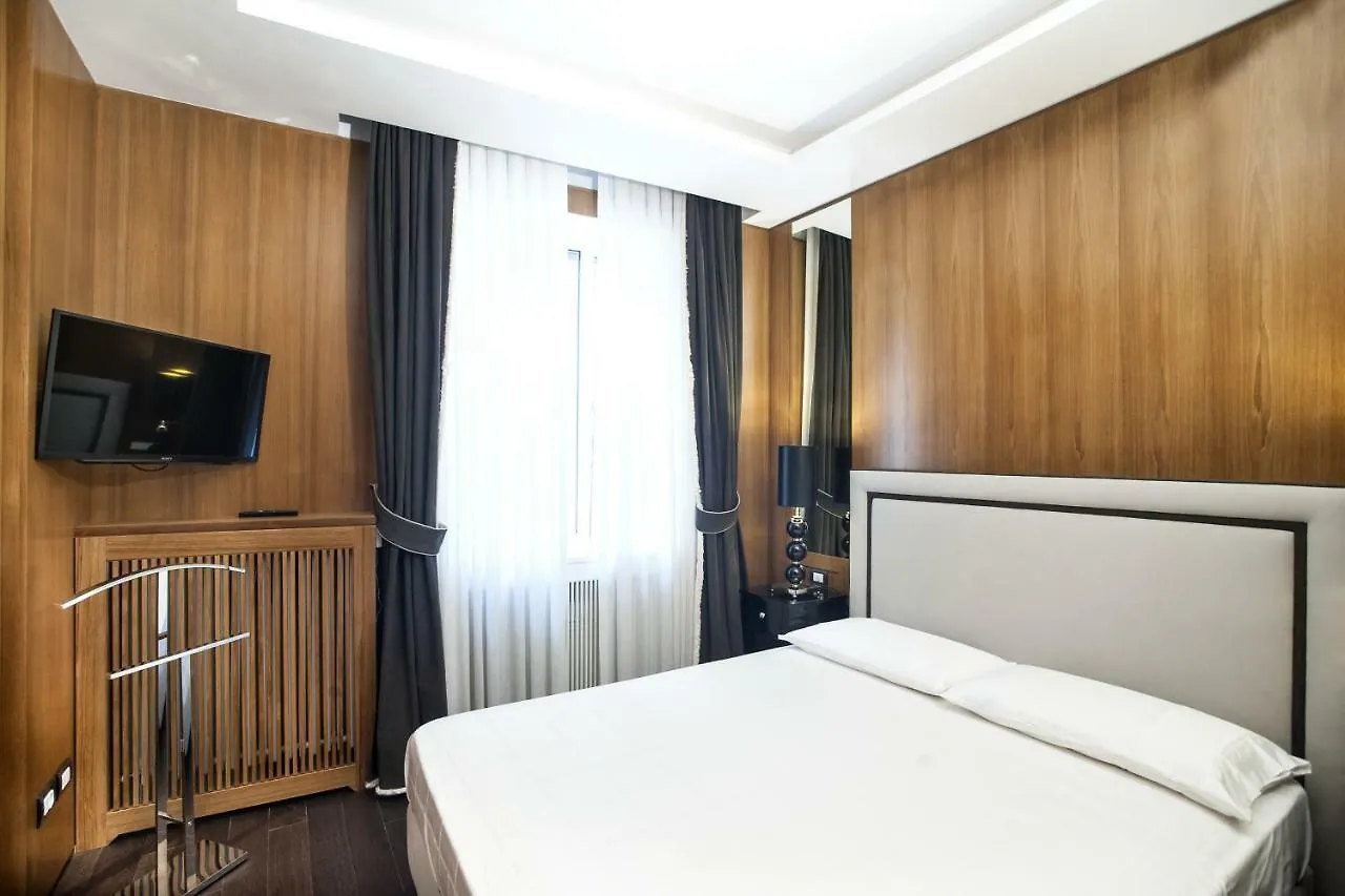 7 Borgo San Jacopo Hotel Florence 0*,  Italy